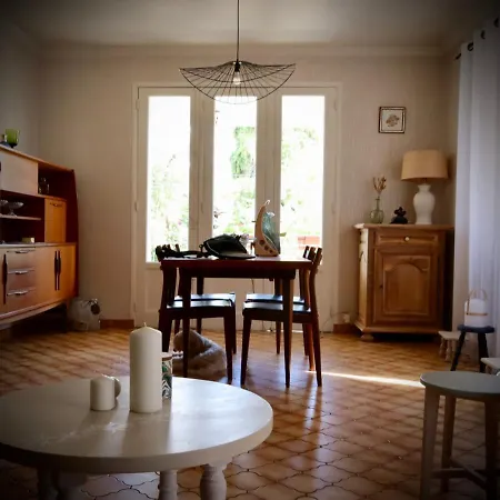Hébergement de vacances Le De Lardois *